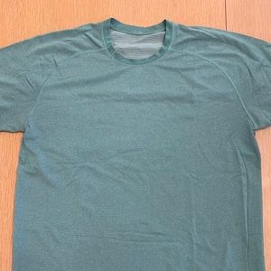 Lululemon Short Sleeve Shirt
